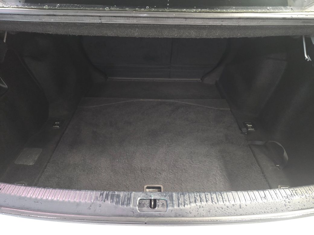 2014 Lexus IS 300h