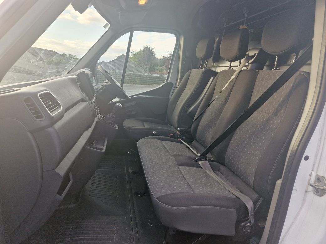 2021 Opel Movano