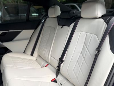 2025 BMW 5 Series
