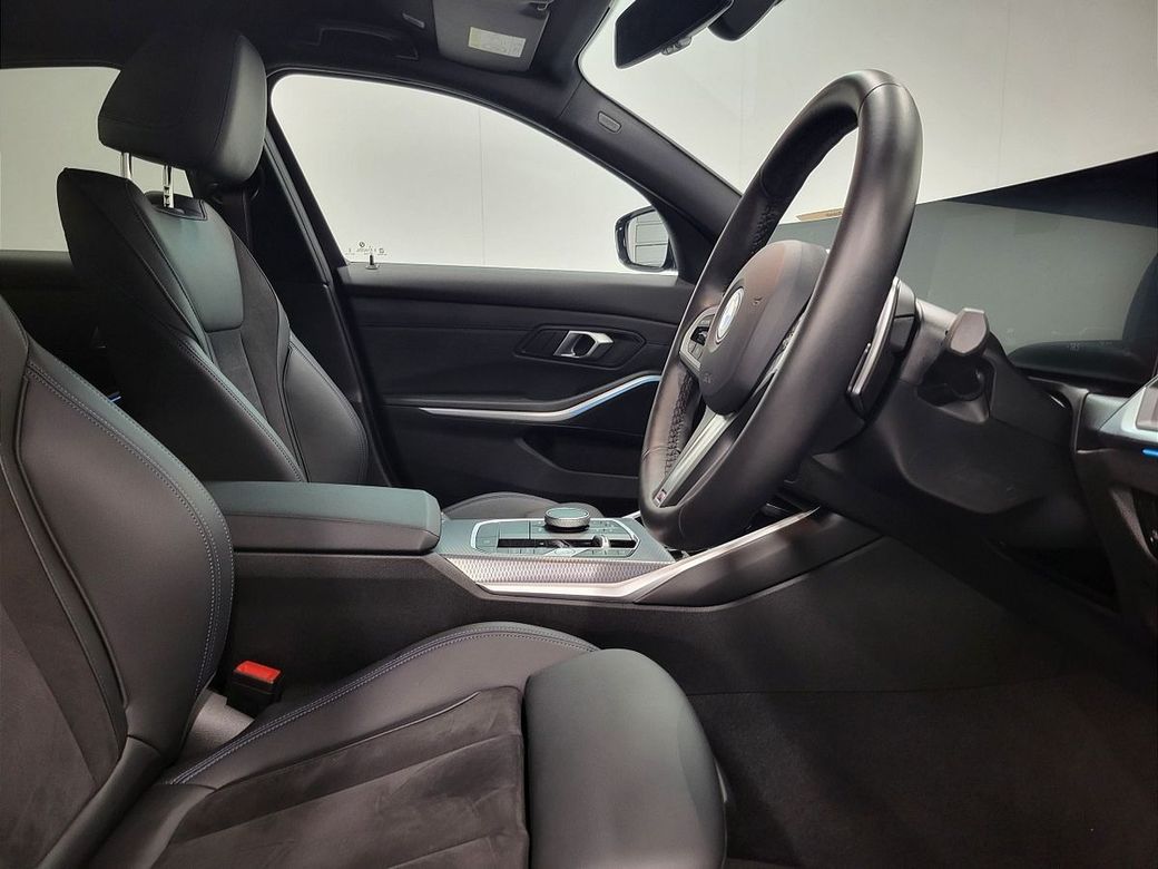 2025 BMW 3 Series