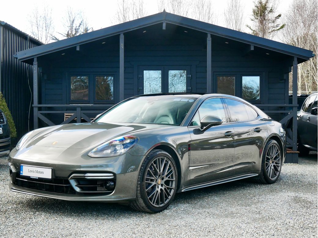 2023 Porsche Panamera