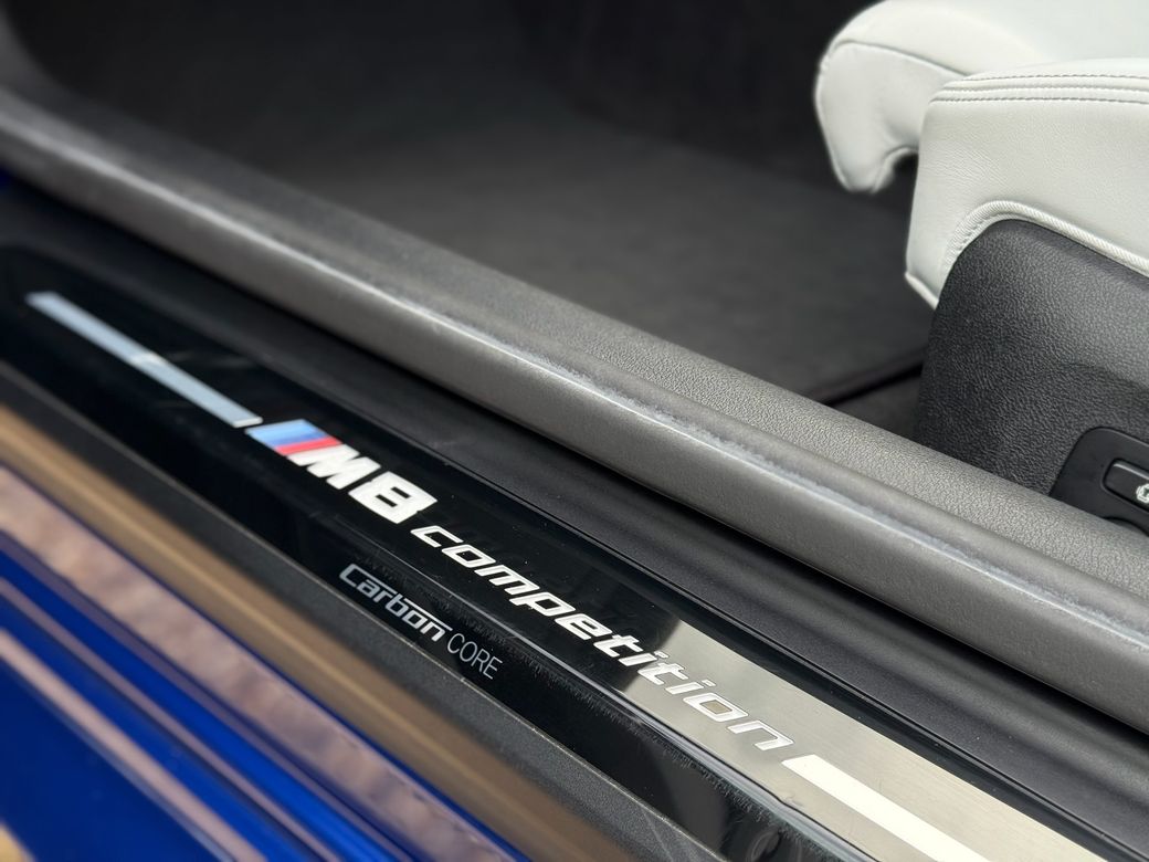 2020 BMW M8