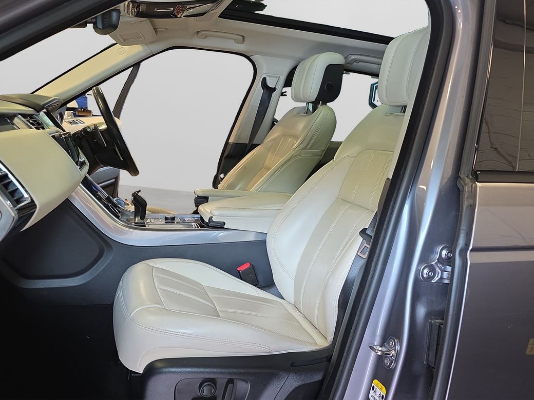 2020 Land Rover Range Rover Sport