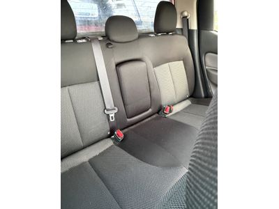 2017 Mitsubishi L200