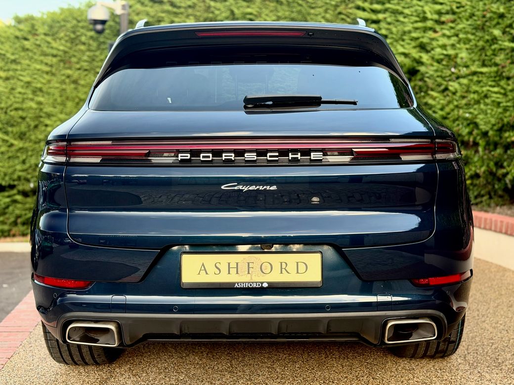 2024 Porsche Cayenne
