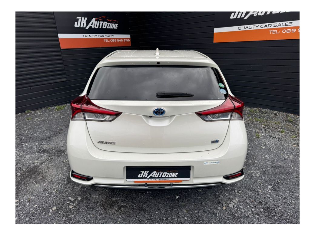 2017 Toyota Auris