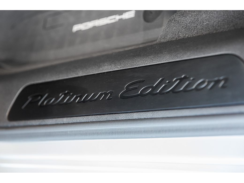 2023 Porsche Panamera