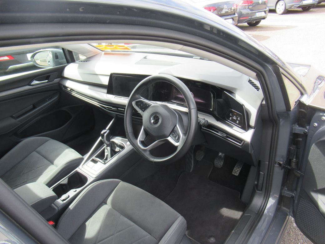 2022 Volkswagen Golf