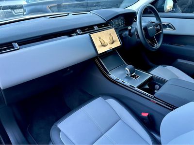 2025 Land Rover Range Rover Velar