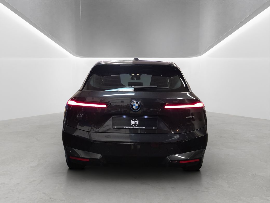 2025 BMW iX
