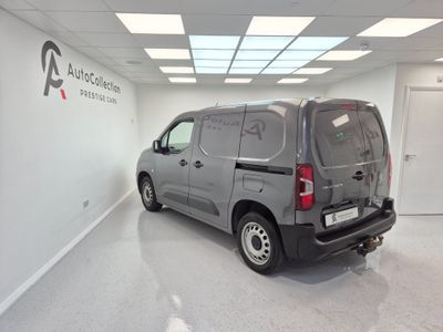 2024 Peugeot Partner