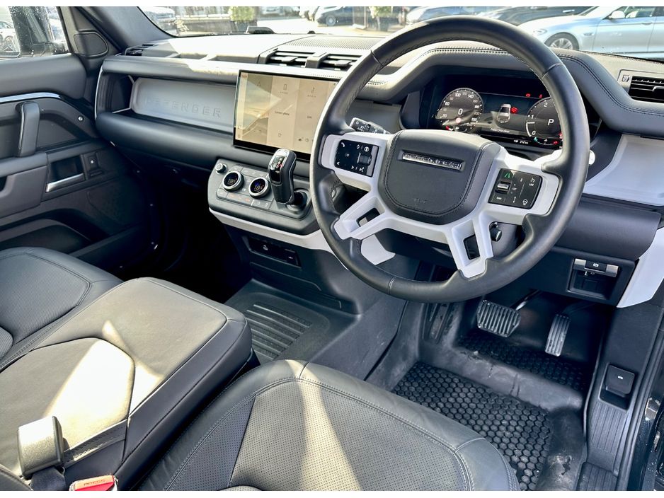 2025 Land Rover Defender