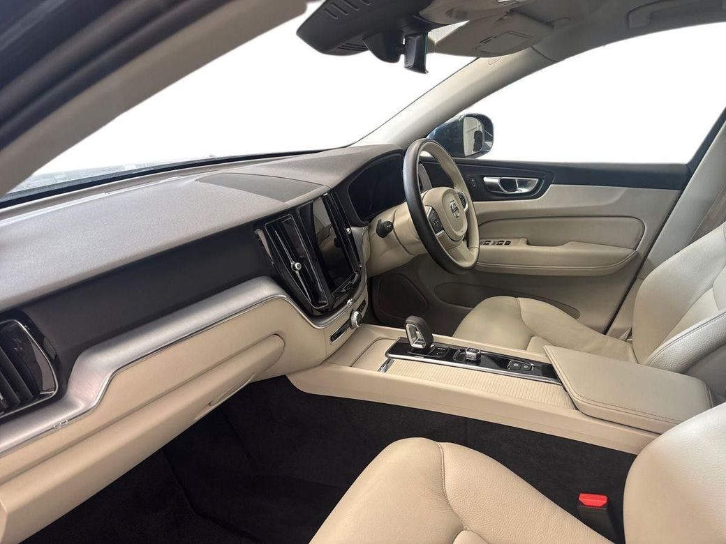 2022 Volvo XC60