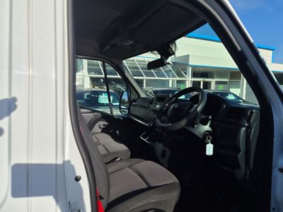 2023 Renault Master