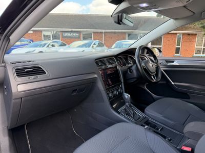 2017 Volkswagen Golf