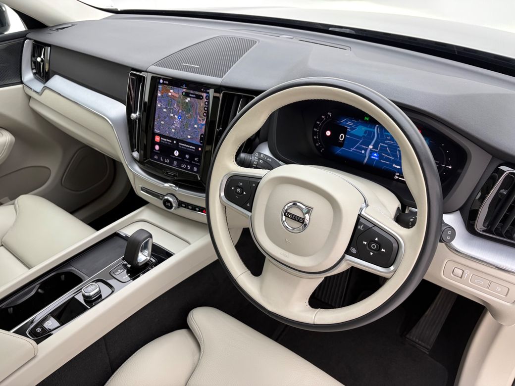 2022 Volvo XC60