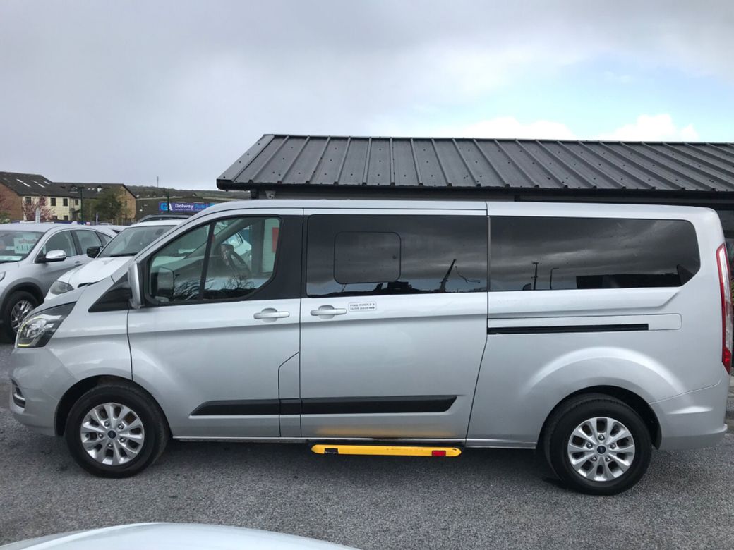 2019 Ford Tourneo