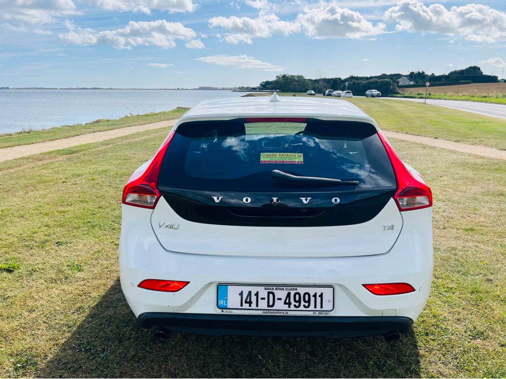 2014 Volvo V40