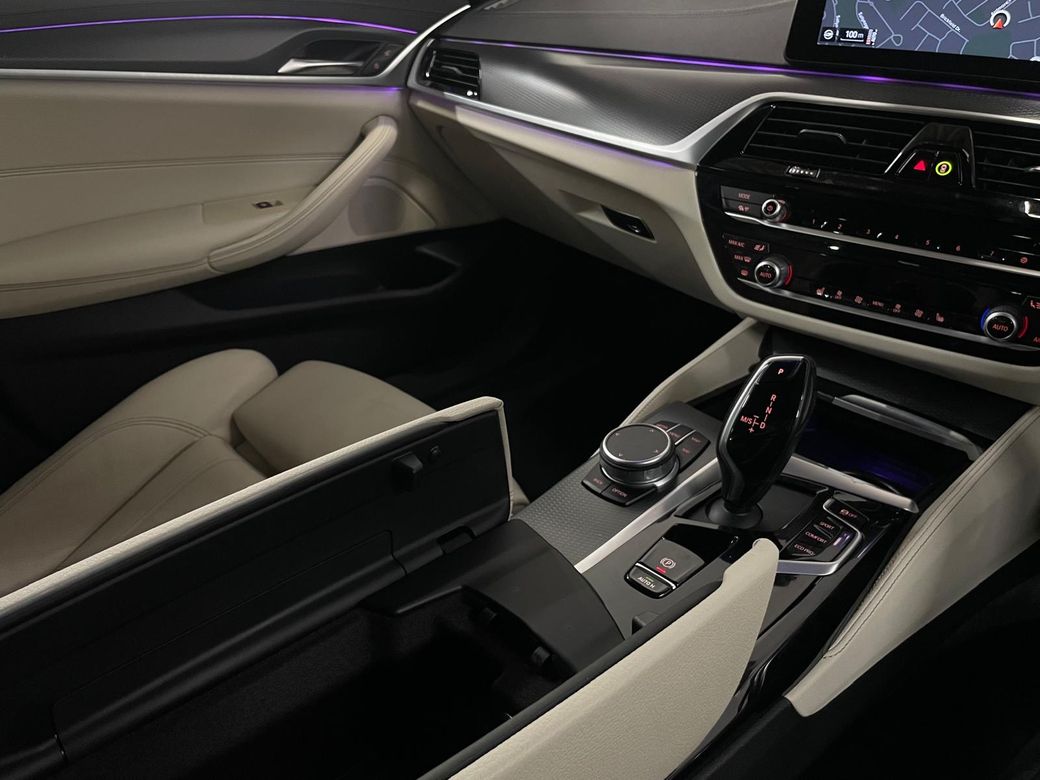2022 BMW 5 Series