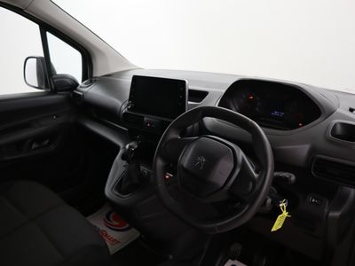 2021 Peugeot Partner