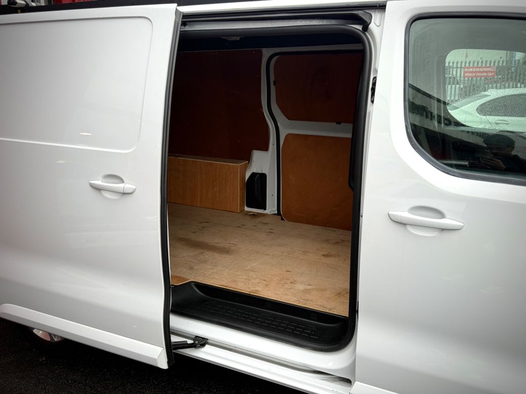 2023 Vauxhall Vivaro