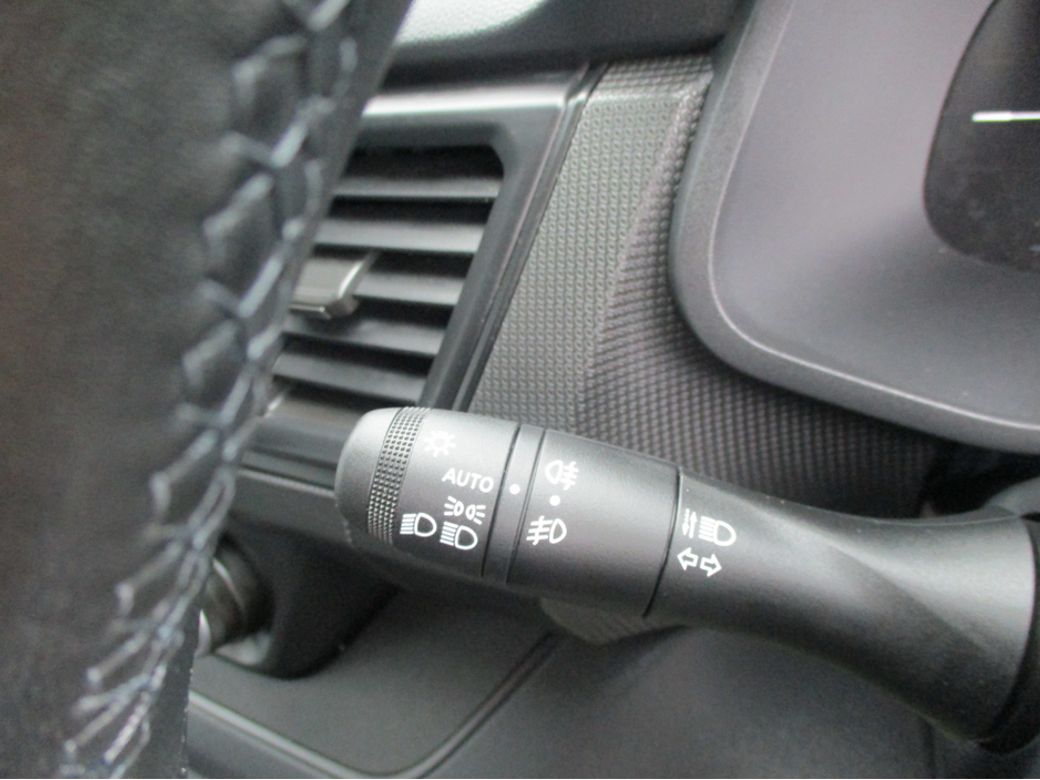 2025 Nissan Primastar