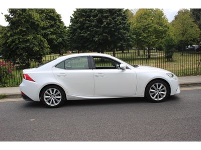 2015 Lexus IS 300h