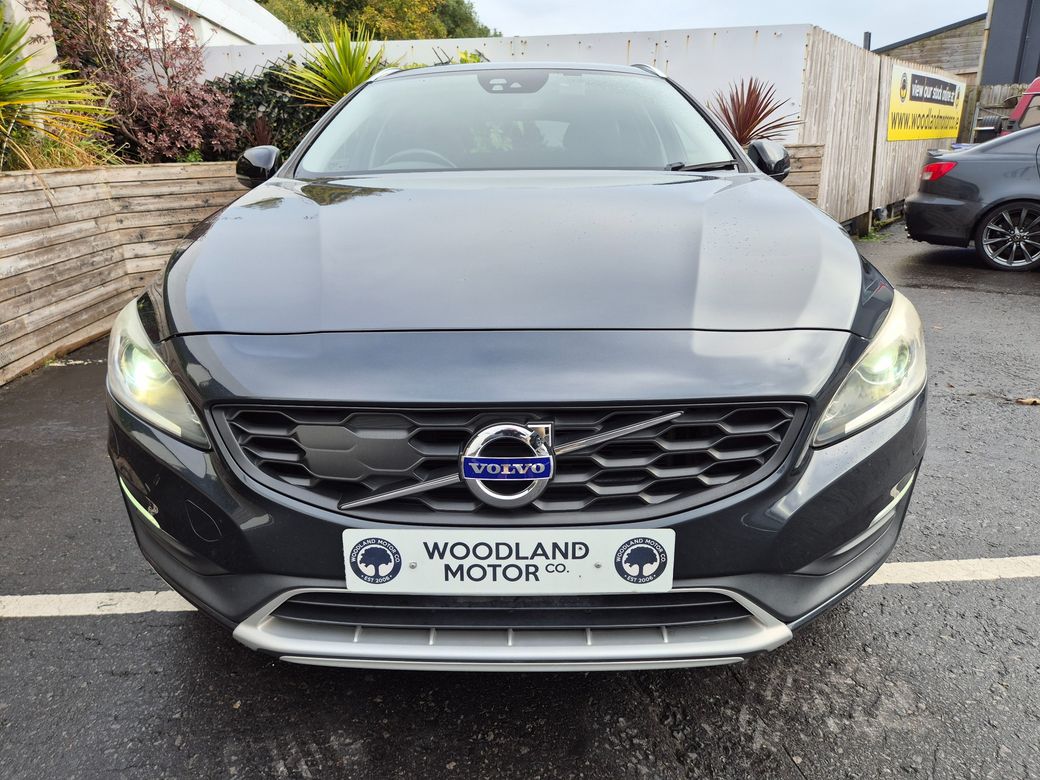 2017 Volvo V60 Cross Country