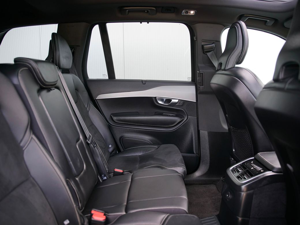 2022 Volvo XC90