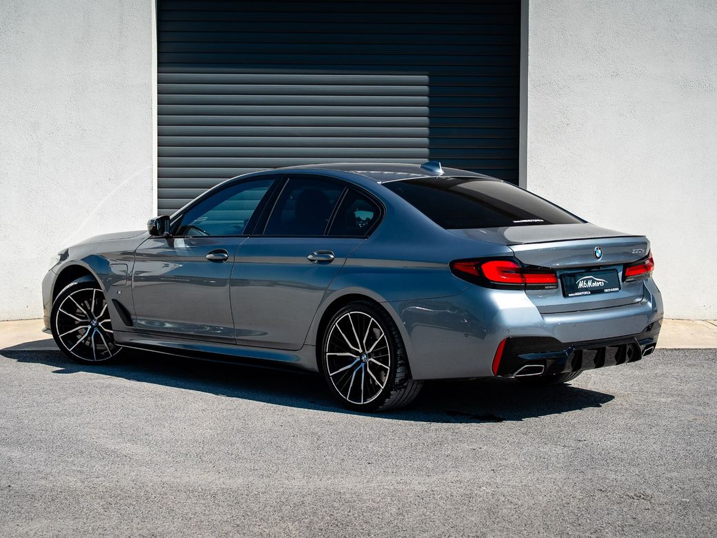 2021 BMW 5 Series