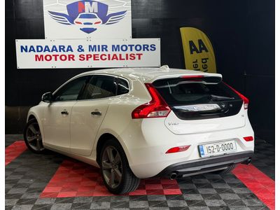 2015 Volvo V40