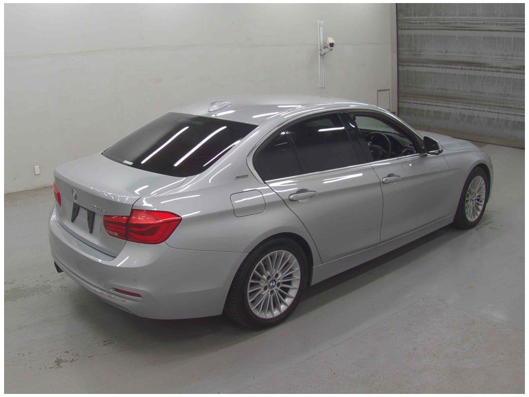 2016 BMW 330
