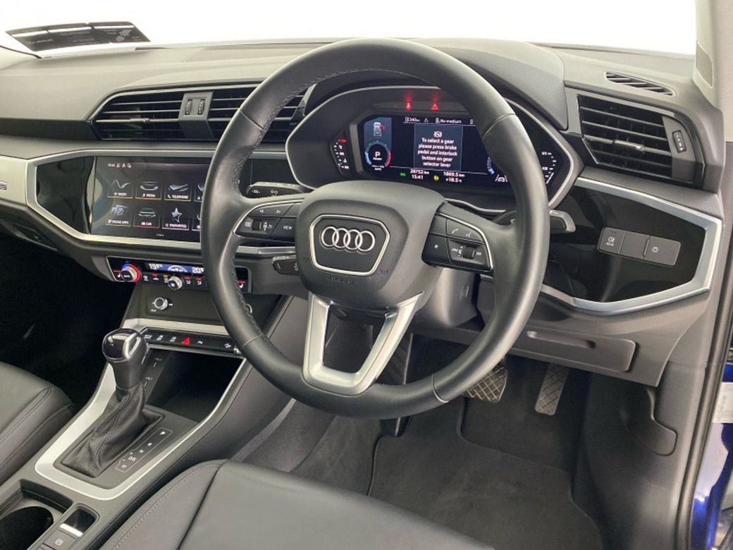 2022 Audi Q3