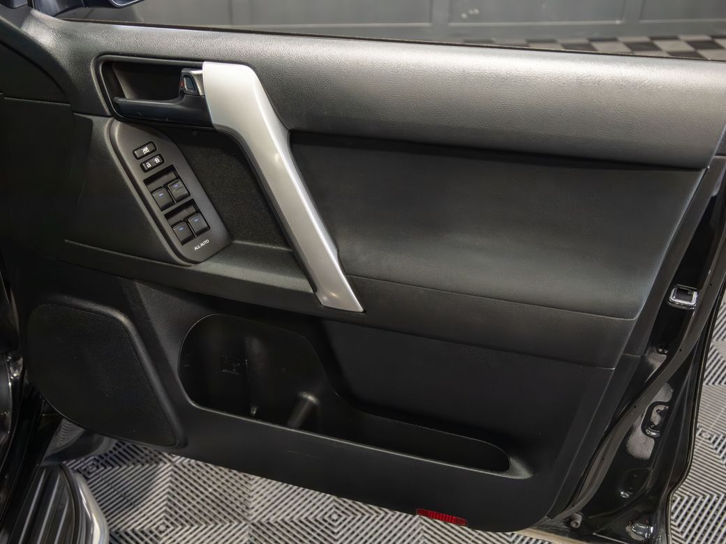 2024 Toyota Landcruiser