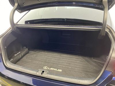 2025 Lexus ES 300h