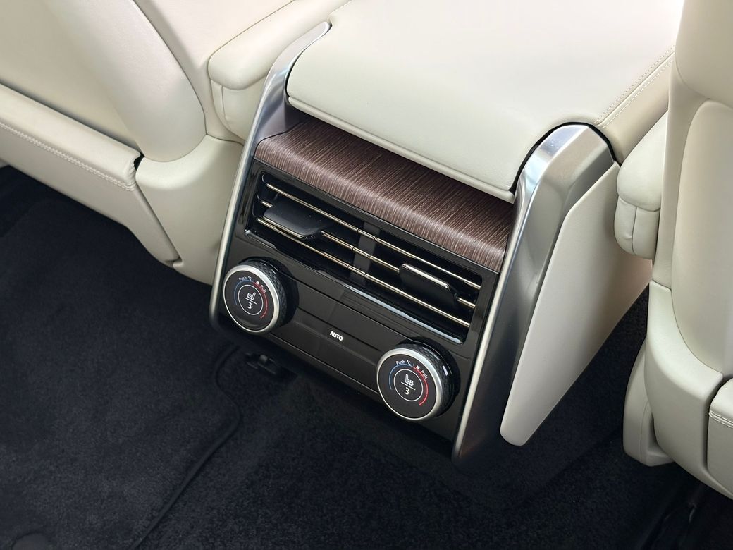 2025 Land Rover Range Rover