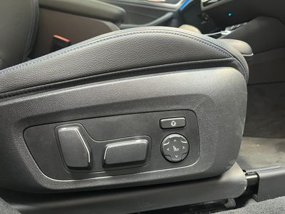 2025 BMW iX3
