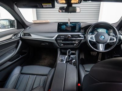 2022 BMW 5 Series