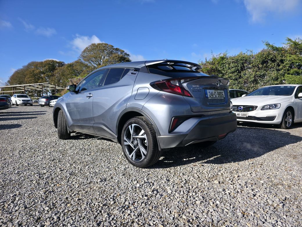 2024 Toyota C-HR