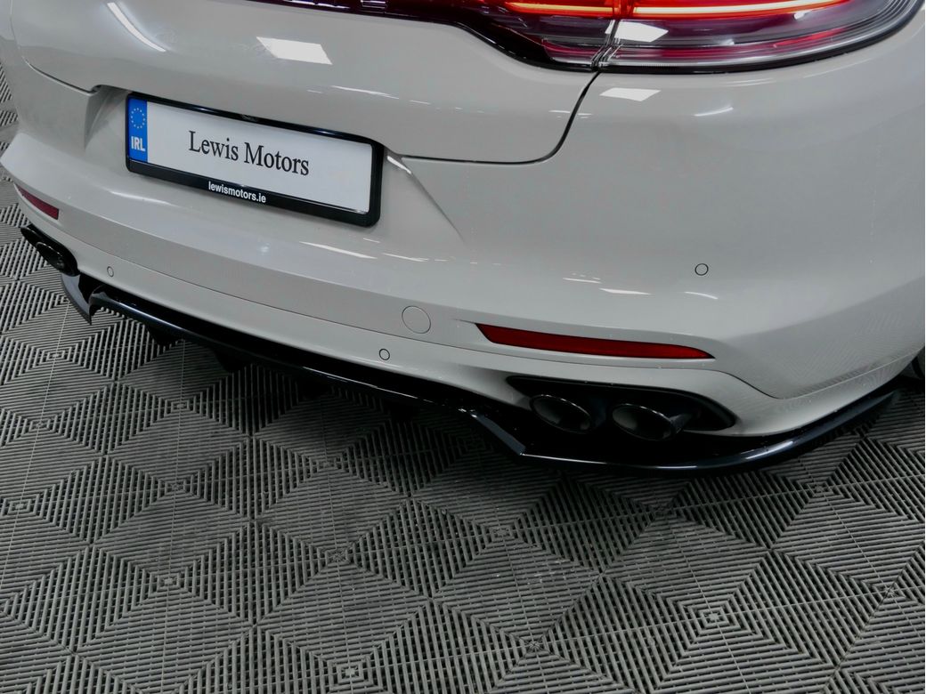 2021 Porsche Panamera
