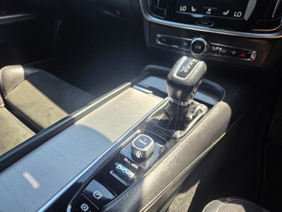 2017 Volvo S90