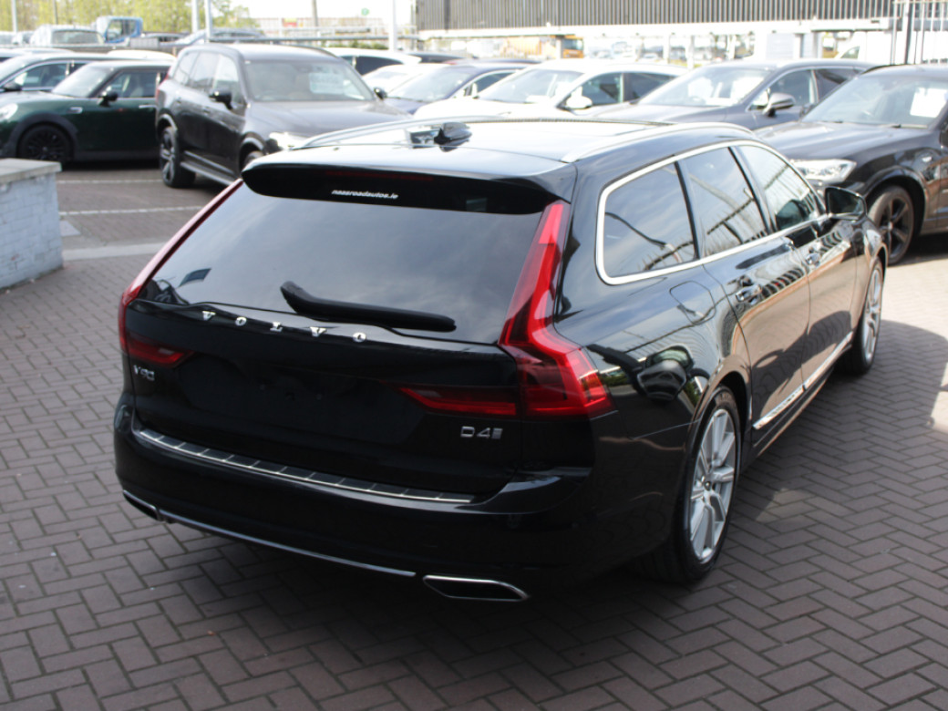 2019 Volvo V90