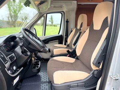 2017 MOBILVETTA  MILLER NEVADA DOGLINER T 730 L.H.D AUTOMATIC 