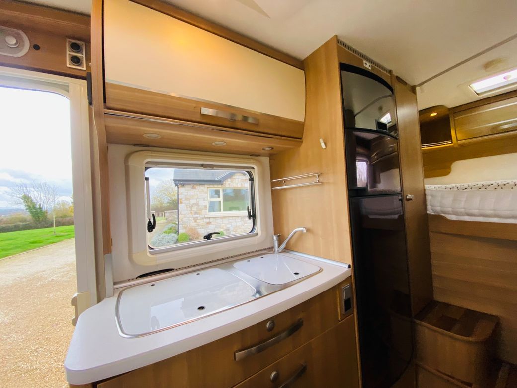 2013 HYMER  EXSIS-I EX504 AS R.H.D MANUAL 