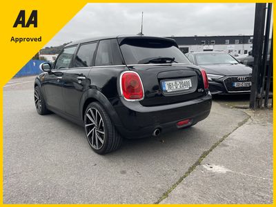 2016 Mini Hatch