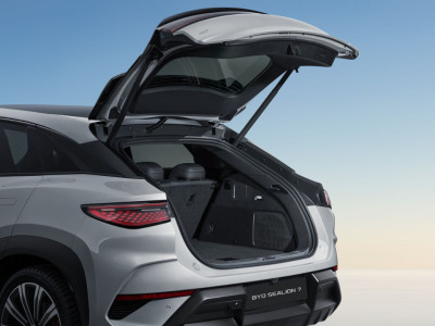 2026 BYD Sealion 7