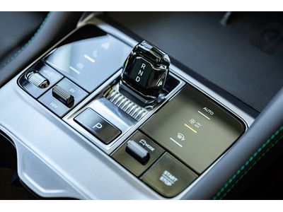 2025 BYD Seal U