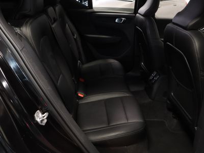 2020 Volvo XC40