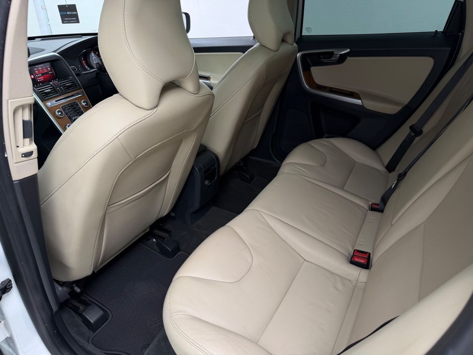 2017 Volvo XC60