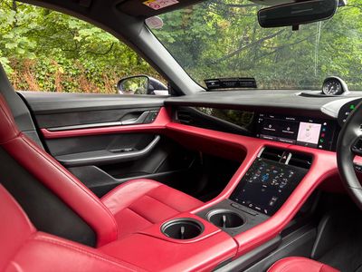 2022 Porsche Taycan